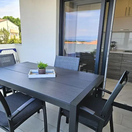 Buby By Interhome Appartement Malinska